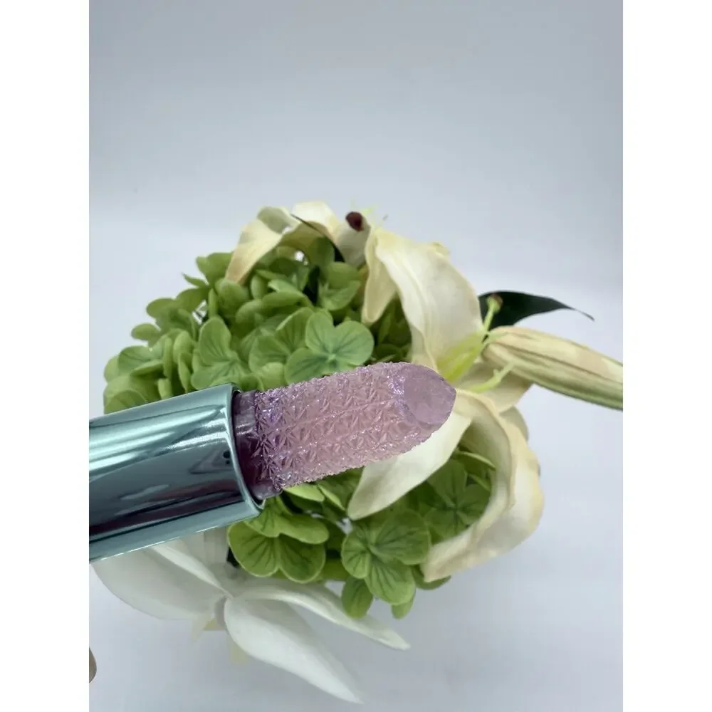 m a c sugar crystal lip oil stick Is it just an overspray?!  Lets see! , #makeupreview #beauty #newmakeup #viralmakeup #holiday #holidaymakeup #ultafinds #makeupreview #beginnermakeup stick comes sugarcoated in micro New from MAC Cosmetics ,